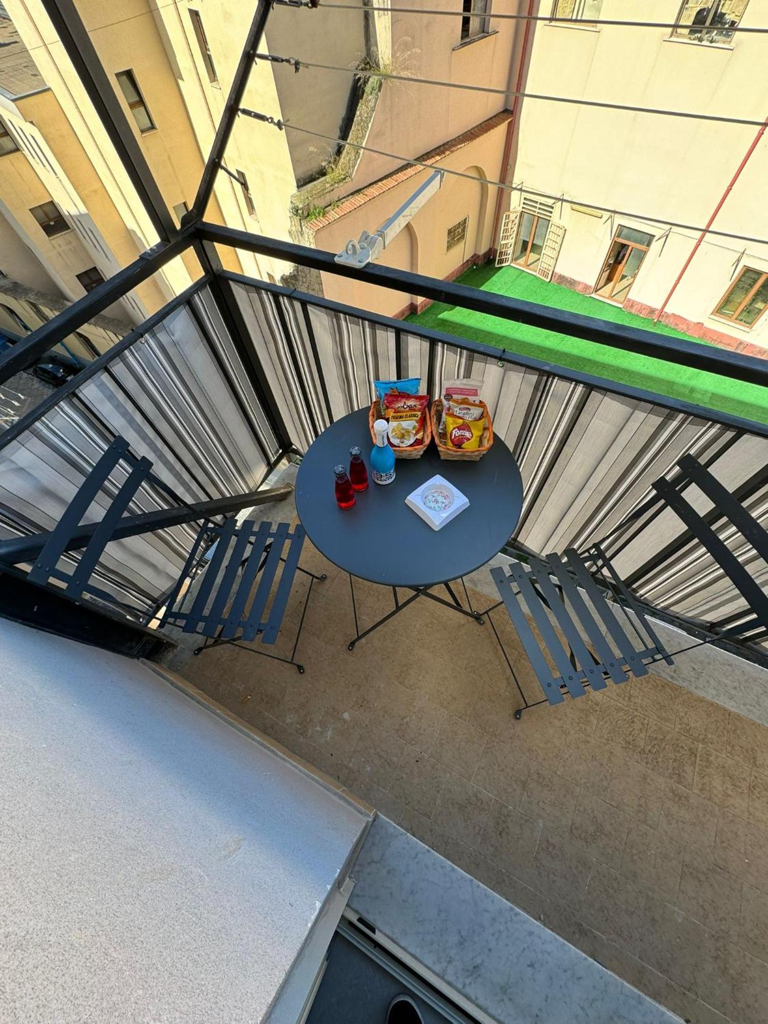 B&B Piccololucio2 Napoli Exterior foto