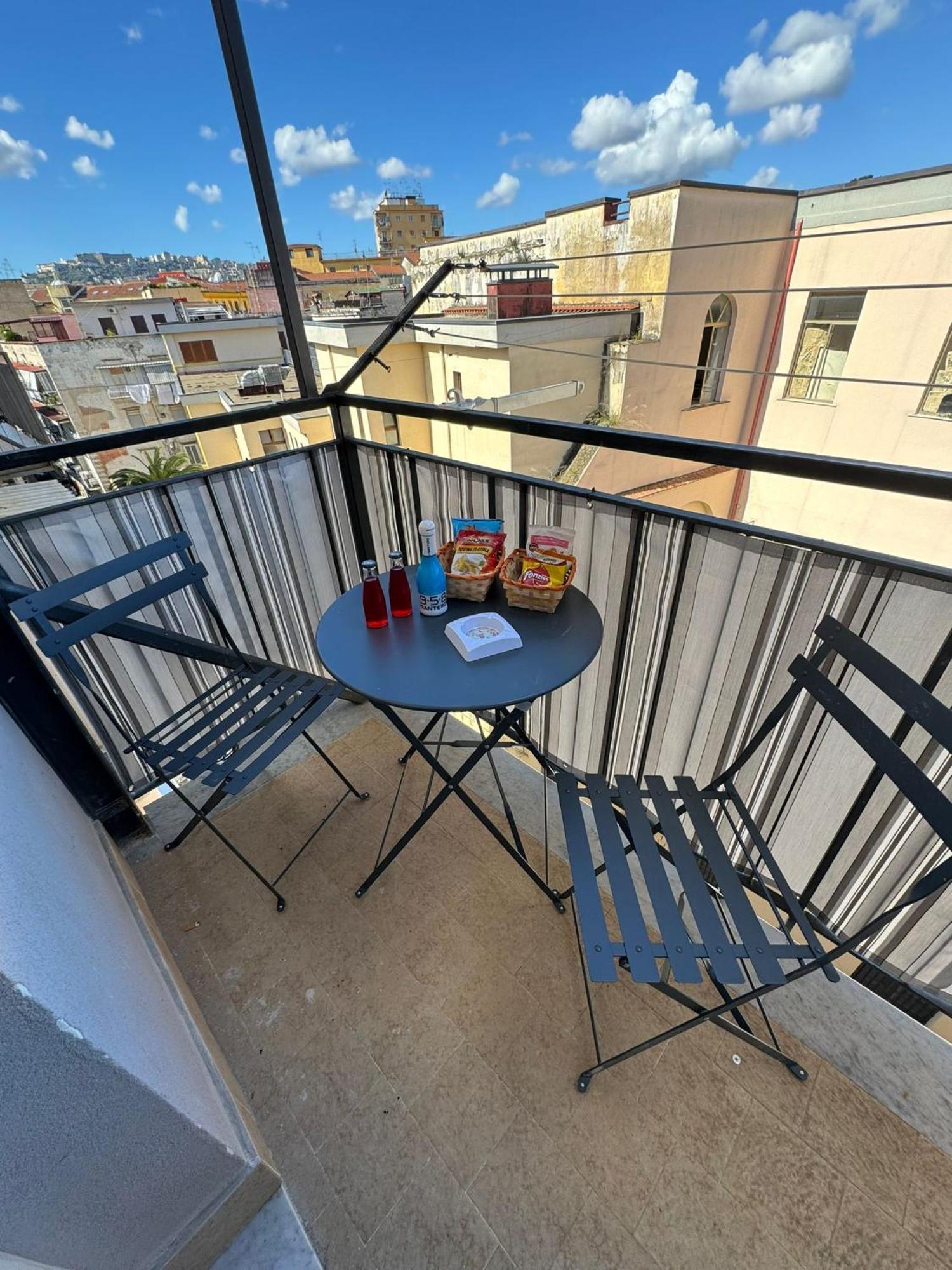 B&B Piccololucio2 Napoli Exterior foto